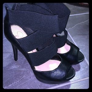 Jessica Simpson strappy platform black heels